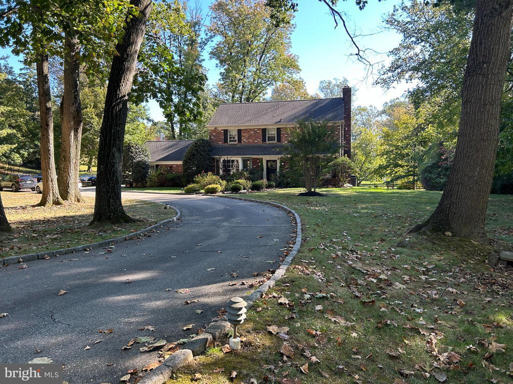 Foto principal - 1012 Morris Ave