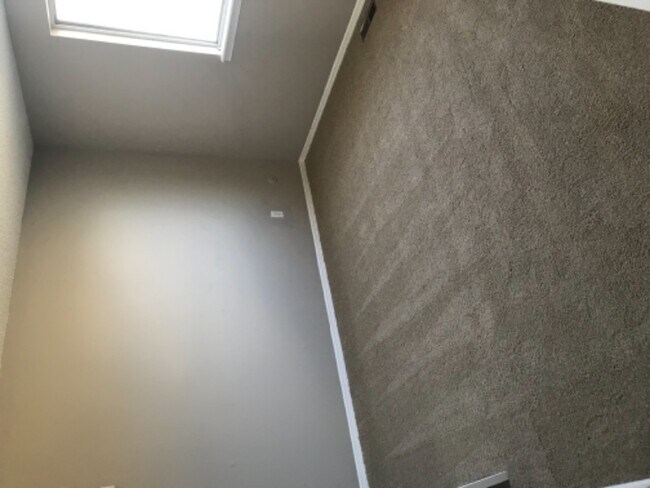 Foto del edificio - 18757 E Hawaii Dr