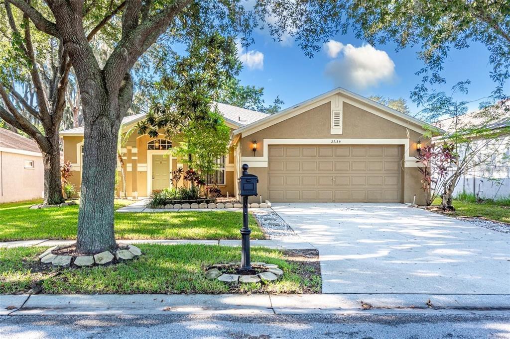 Foto principal - 2634 Brookville Dr