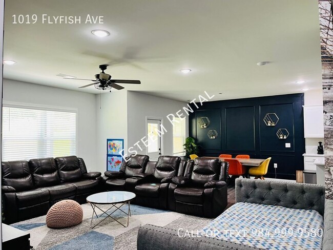 Building Photo - 1019 Flyfish Ave