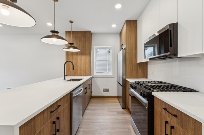 Photo - 84 Hollywood Ave Apartment