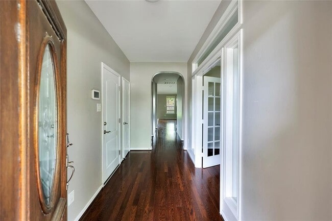 Foto del edificio - 12814 Bedell Bridge Ln