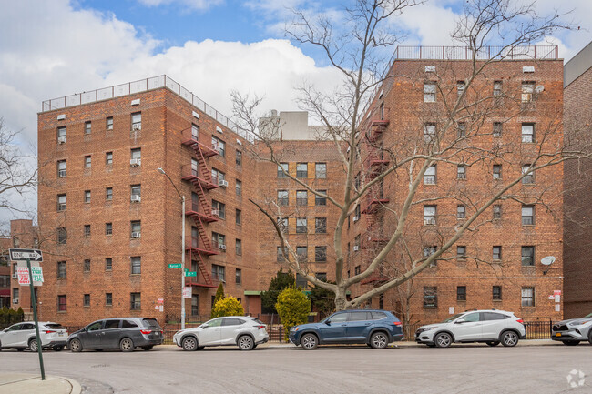 Building Photo - Manton House - Cooperative