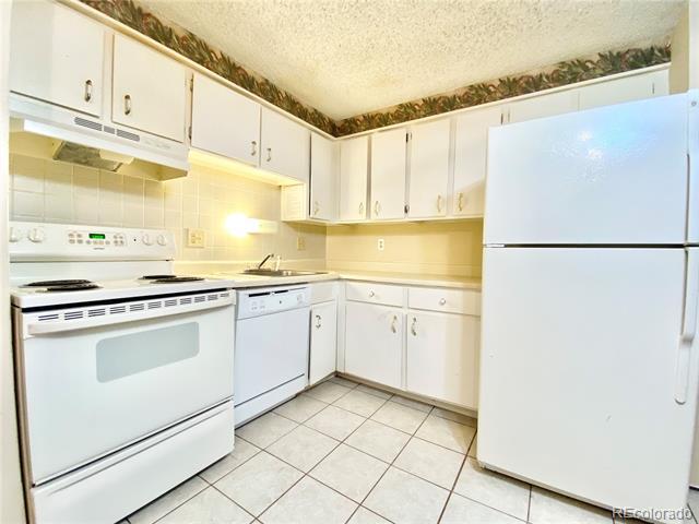 Foto del edificio - 8826 E Florida Ave