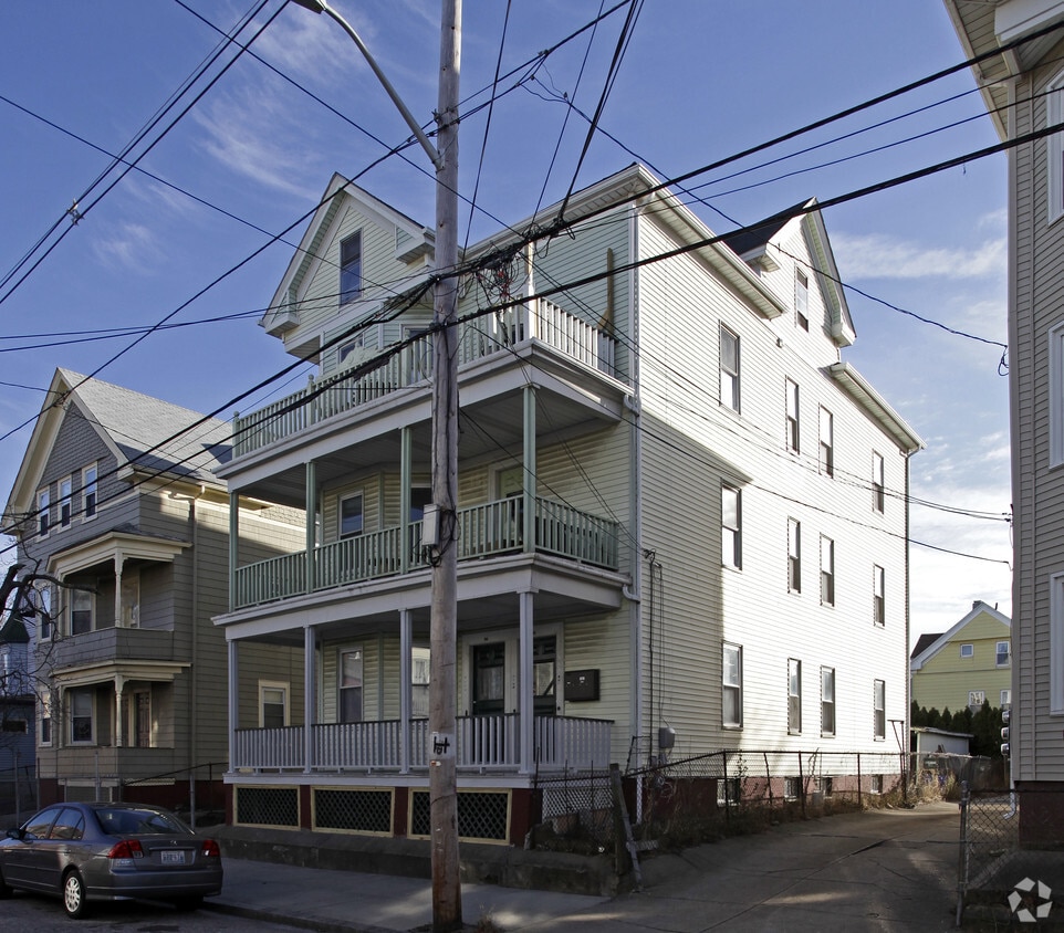 Building Photo - 126 Wood St