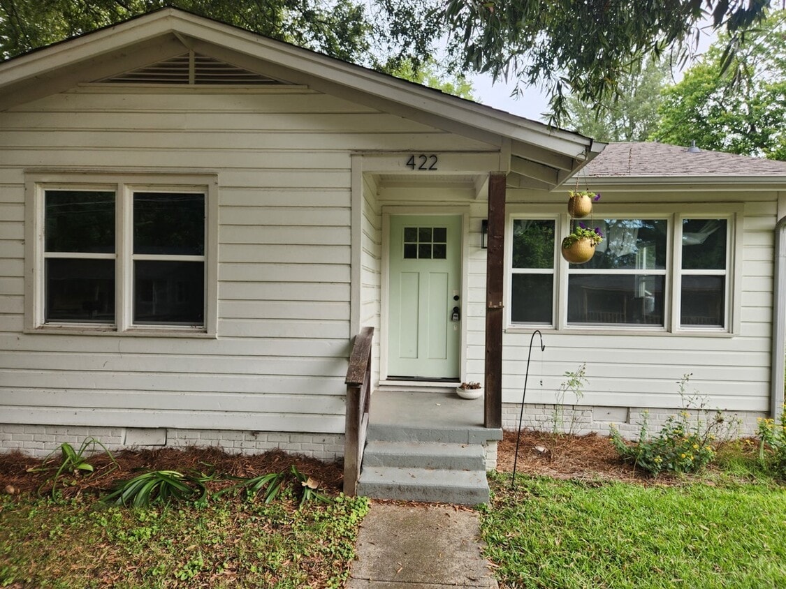 Foto principal - 422 S Green St