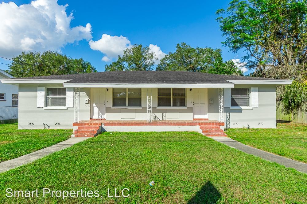 Primary Photo - 507 Ariana St