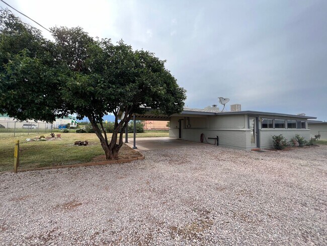 Foto del edificio - 4105 E Bevers St