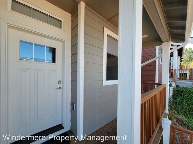 Foto del edificio - 3 br, 2.5 bath House - 2589 Filbert Ave