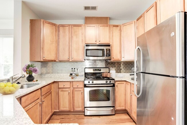 Building Photo - The Tuscany Apartments