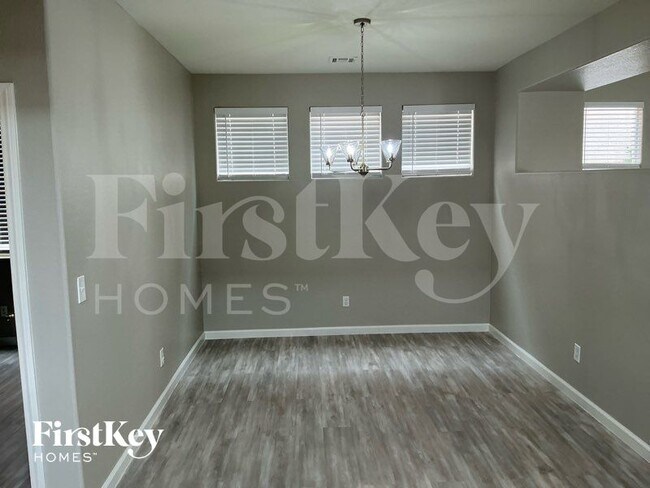 Building Photo - 8529 Gold Flash Ave