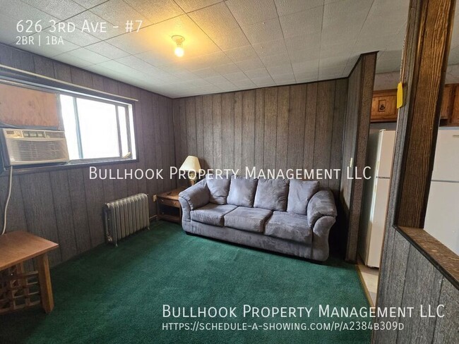 Building Photo - 626 3rd Ave