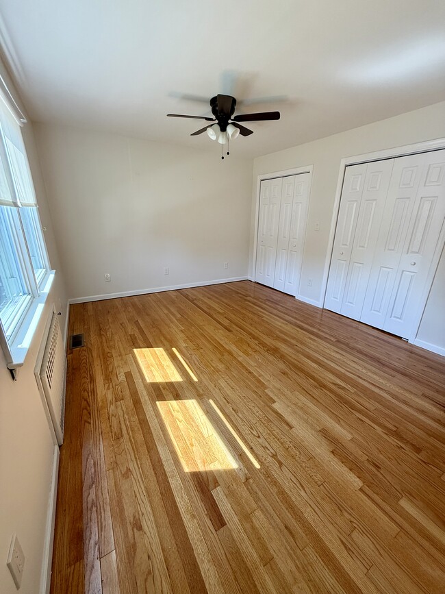 King size master bedroom with double closets - 60 Baltimore Ave