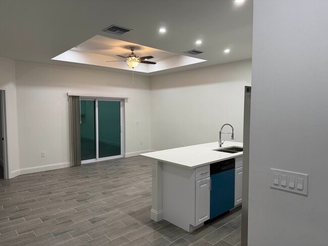 Foto del edificio - 4656 28th St SW