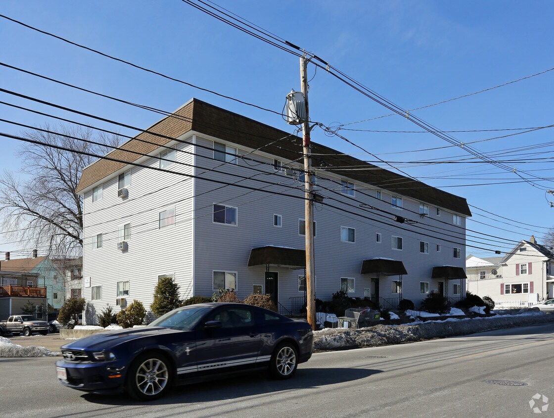 304308 California St, Newton, MA 02458 Apartments in Newton, MA
