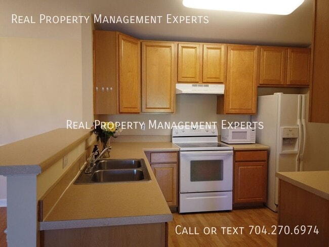 Photo - 10657 Hill Point Ct House