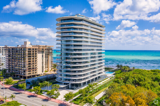 Building Photo - Eighty Seven Park