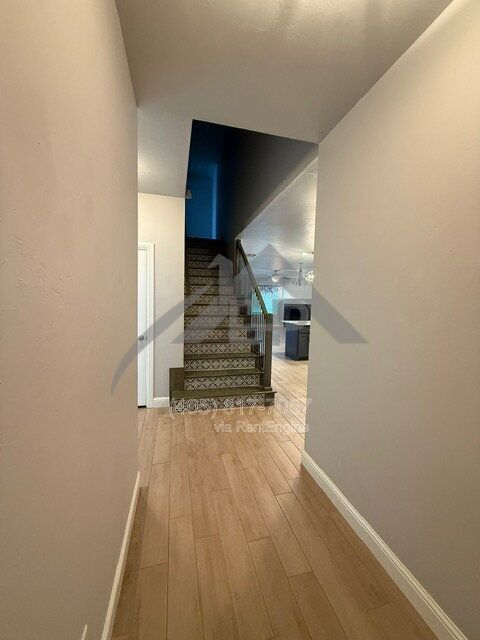 Foto del edificio - 10001 Glover River Dr