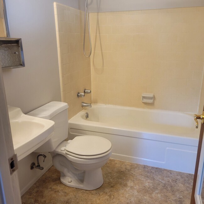 Foto del edificio - 1079 Poplar St