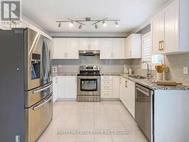 Building Photo - 1575 Samuelson Cir