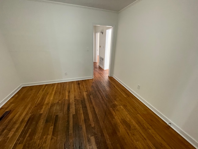 Photo - 3147 Shirley Dr House