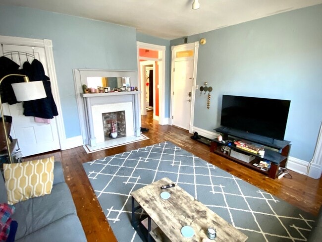 Photo - 715-17 Summerlea St Apartment