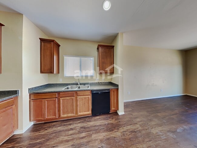 Building Photo - 8414 W Shearwater Dr