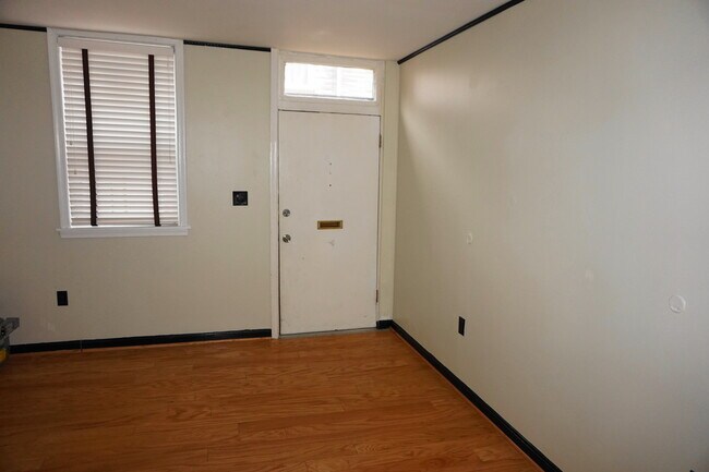 Foto del edificio - Charming 2 Bedroom Townhome in Upper Fells...
