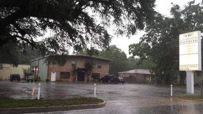 Foto del edificio - 6386 Three Notch Rd