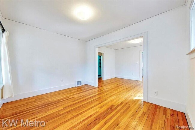 Foto del edificio - 865 W Marshall St