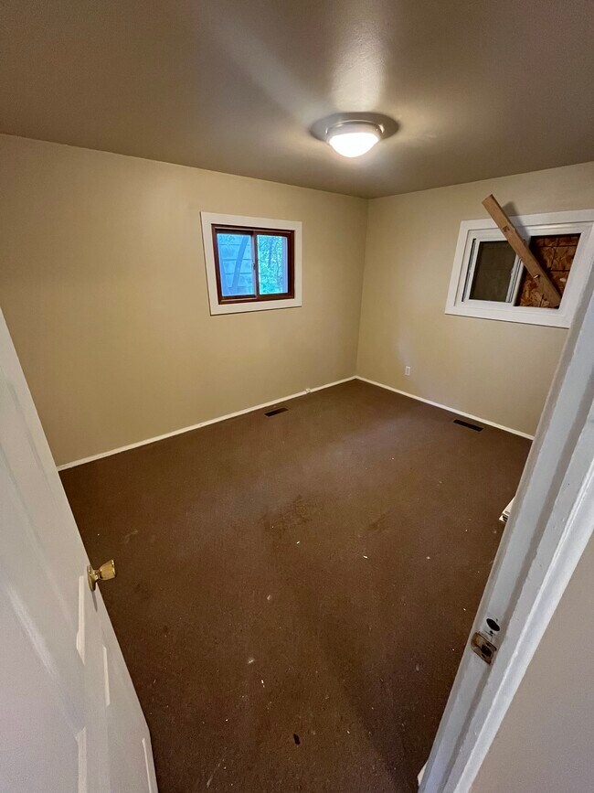 Building Photo - 1411 E 51st Ave