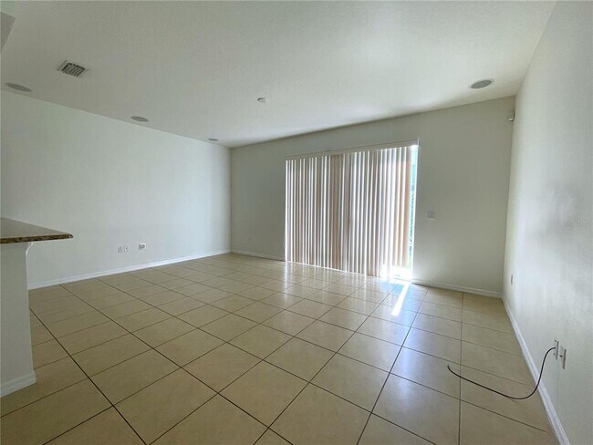 Foto del edificio - 6898 47th Ln N