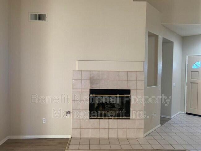 Building Photo - 23826 Castinette Way