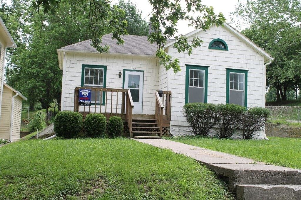 722 Y St, Atchison, KS 66002 House Rental in Atchison, KS