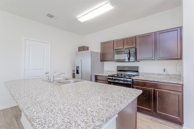 Building Photo - 14904 Ben Davis Dr