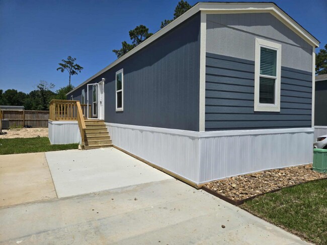 Building Photo - 22261 McCleskey Rd