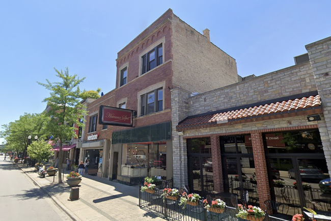 Foto del edificio - 4754 N Lincoln Ave