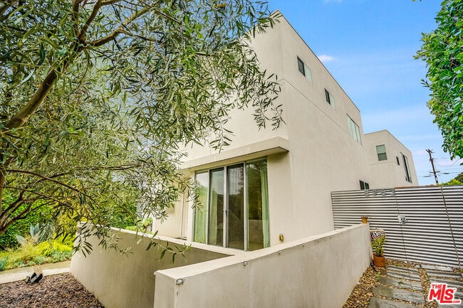 Building Photo - 8961 Gibson St