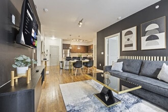 Building Photo - 5720 Town and Country Blvd