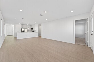 Building Photo - 26738 Cascade Sunrise St