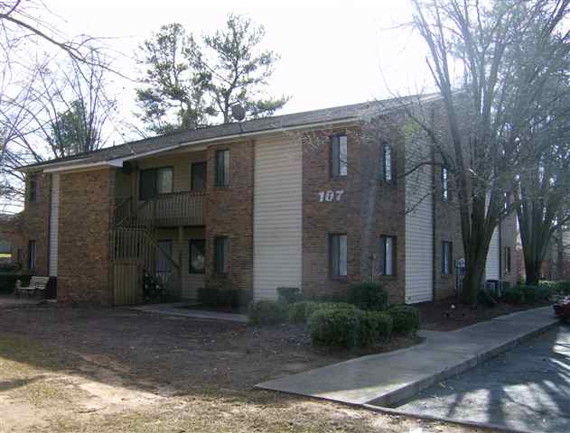 Primary Photo - Hidden Creek Apartments