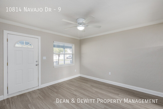 Building Photo - 10814 Navajo Dr