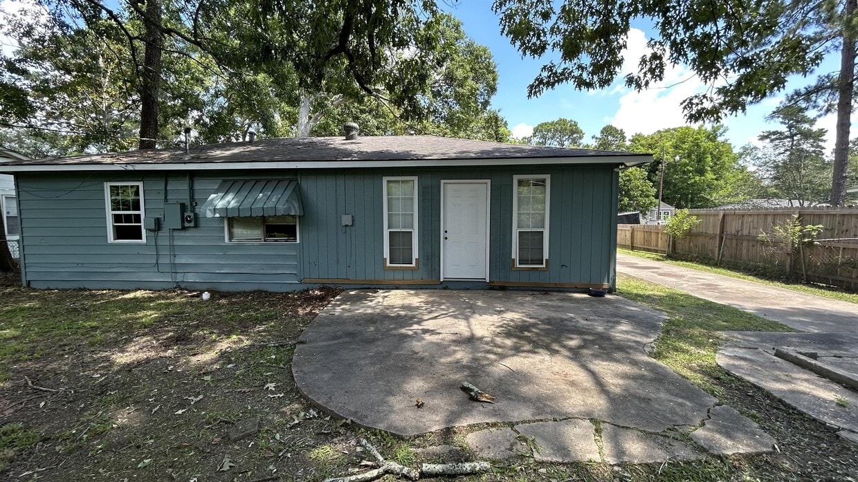 Foto principal - 6754 Autumn Ave