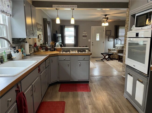 Cocina - 1909 Robin Rd