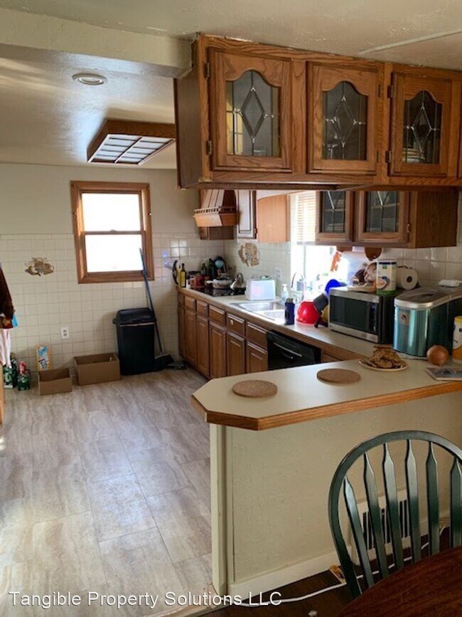Foto del edificio - 4 br, 2 bath House - 5230 Newton St.
