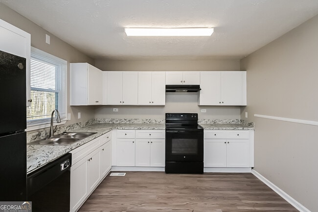 Foto del edificio - 4975 Manor Dr SW