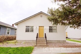 Building Photo - 717 S 4th Ave