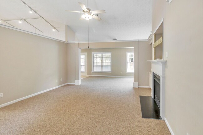 Foto del edificio - 1461 Beckley Pointe