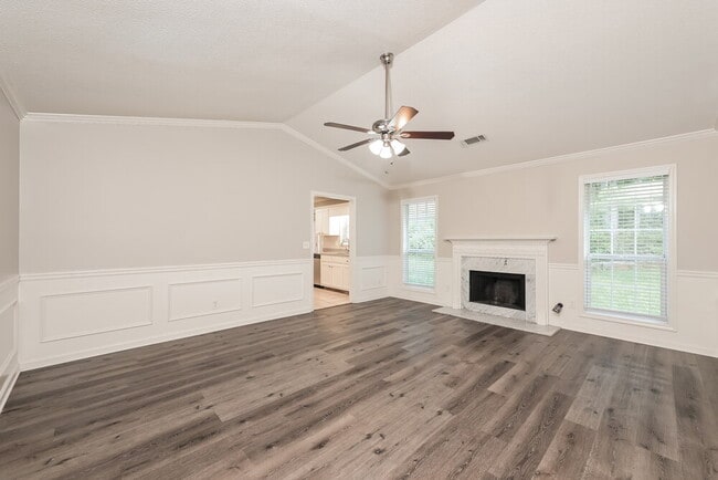 Building Photo - 422 Shoal Cir