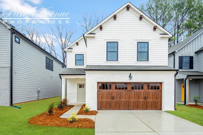 Foto principal - 6301 Coatbridge Ln